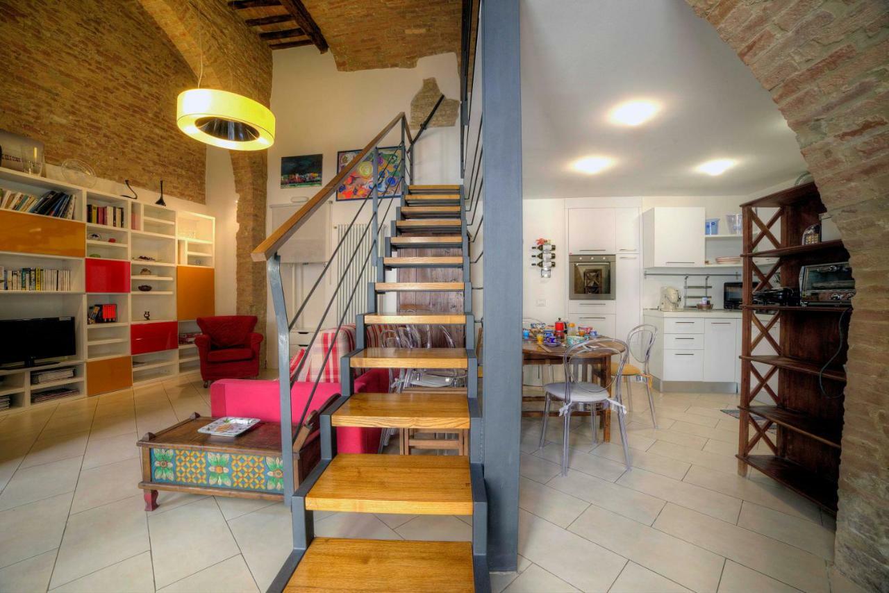 Stilnuovo Charming Apartment In Siena'S Historic Center, Very Close To Piazza Del Campo Exterior photo